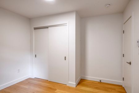 10 Rosemount Avenue - Photo 4