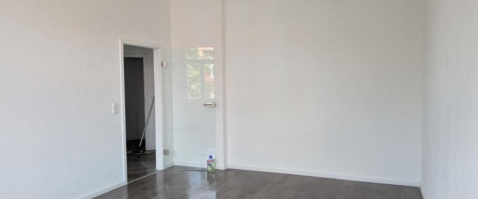 ✨ ERSTBEZUG nach Sanierung! 2-Zi., 58 m² mit 3m Deckenhöhe KM 349 - Foto 1