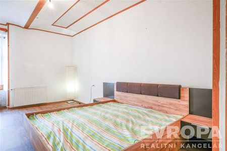 Pronájem bytu 1+1 46 m² - Fotografie 2