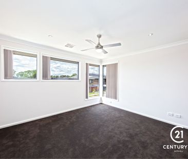 Beautiful House in Riverbank & the Ponds School Catchment - Photo 2