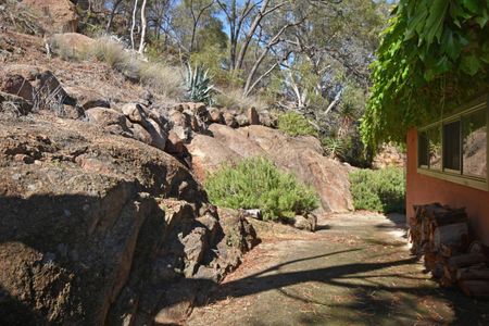 GRANITE COTTAGE - Photo 3