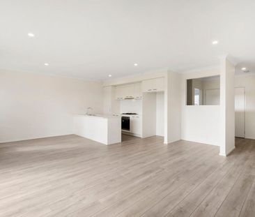 Bright, Spacious and Perfectly Positioned for Easy Living - Photo 2