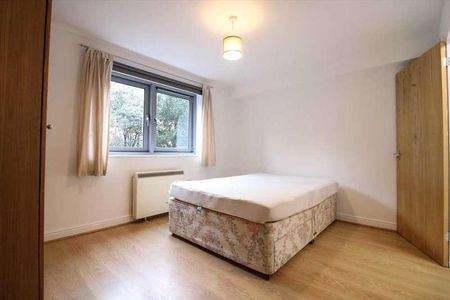 Wallace Court, Balham High Road, London, SW17 - Photo 2