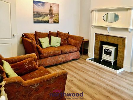 4 bedroom terraced house to rent - Photo 4