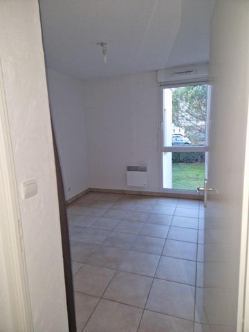 Location Appartement 2 pièces 46m² EAUNES 31600 - Photo 3