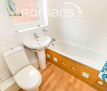 May Tree Close, Winchester, SO22 - Photo 5