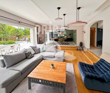 Location Maison 7 pièces 206m² ST HERBLAIN 44800 - Photo 3