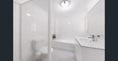 Home Sweet Hornsby – Space, Style & a Little Spark! - Photo 2