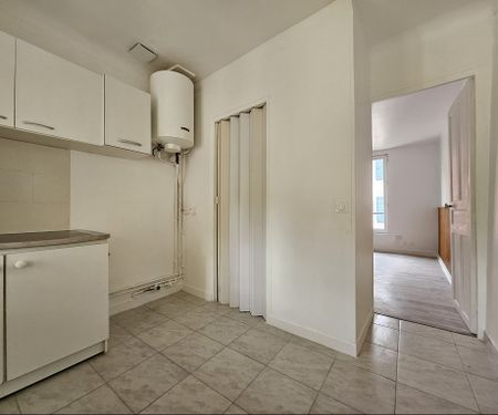 Location Appartement 1 pièce 18m² - Photo 5
