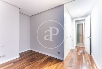 Flat for rent with Terrace in San Francesc (Valencia)