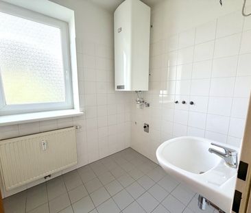 Wohnung mit herrlichem Ausblick an der Donaulände! - Photo 6