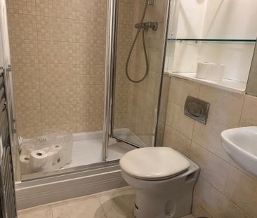 2 bedroom apartment to rent Mermaid House, Cross Street, Portsmouth... - Photo 5