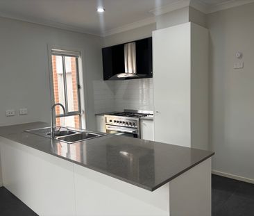 High-End Rental Opportunity: Feature Executive Home - Photo 5