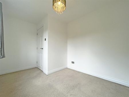 3 bedroom Detached house to rent - Photo 5