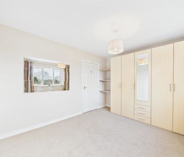 2 BED Flat To rent - Photo 4