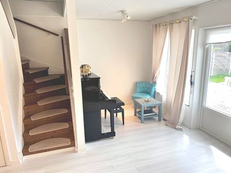 Kaprifolvägen, Steningehöjden - Foto 3