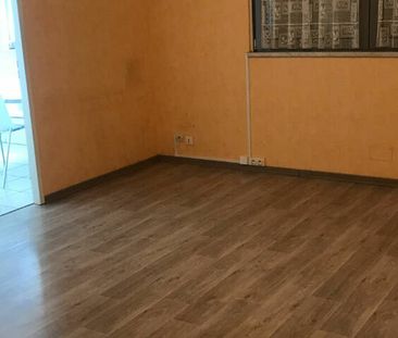 FORBACH DANS UNE RESIDENCE AVEC ASCENSEUR - Photo 5