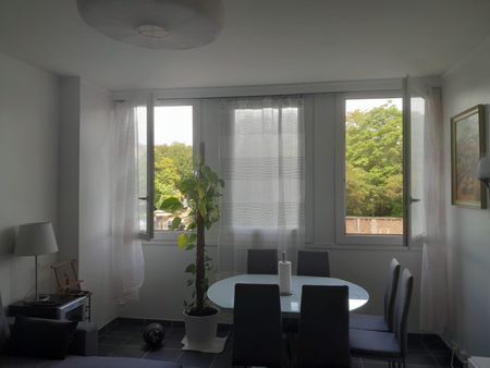 LOCATION APPARTEMENT TYPE 3 MEUBLÉ 65M2 TOUR DU PHARO BOULEVARD CHARLES LIVON 13007 MARSEILLE - Photo 4