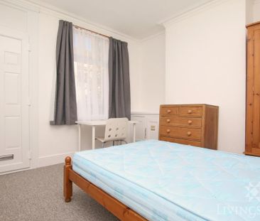 3 bedroom terraced house to rent - Photo 3