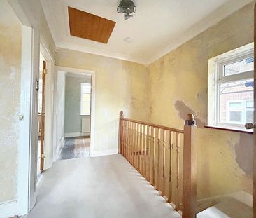 3 bedroom semi-detached house to rent - Photo 4