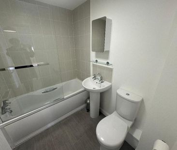 2 bedroom property to rent - Photo 1