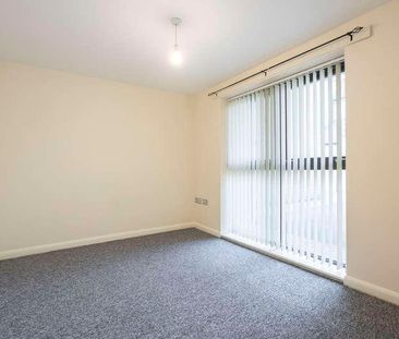 St. Georges Terrace, Cheltenham, GL50 - Photo 4