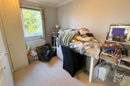 3 bedroom detached house to rent - Photo 2
