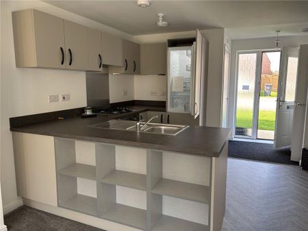 2 bedroom end of terrace house to rent - Photo 5