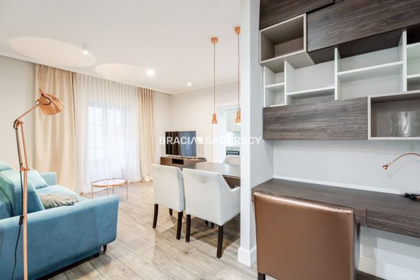 Stylowe mieszkanie w centrum miasta. - Photo 1