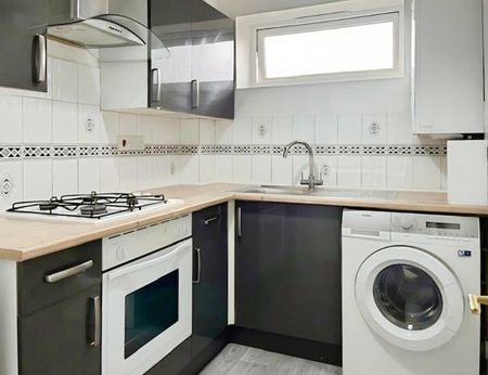 2 Bed Flat, Pineridge Gardens, RG30 - Photo 2