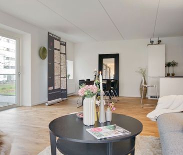 Flot 3 værelses lejlighed med altan - Foto 1