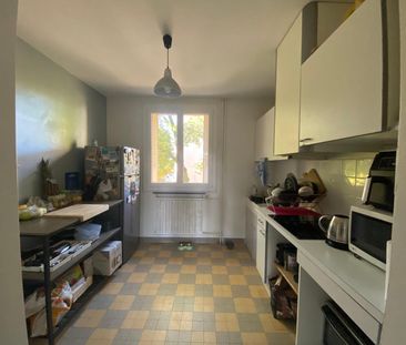 Location Appartement 3 pièces 66m² VALENCE 26000 - Photo 5