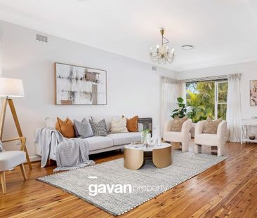 Three Bedroom Home with Swimming Pool - Photo 1