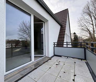 Frisch ausgebaute Dachgeschosswohnung in ruhiger, naturnaher Lage –... - Foto 3