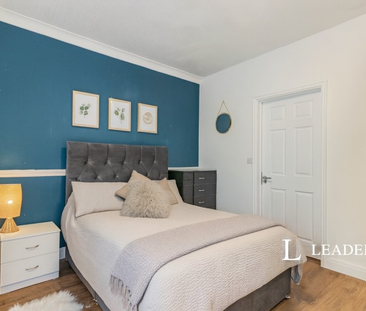 1 bedroom property to rent Burwood Road, Hersham, Walton-on-Thames,... - Photo 1