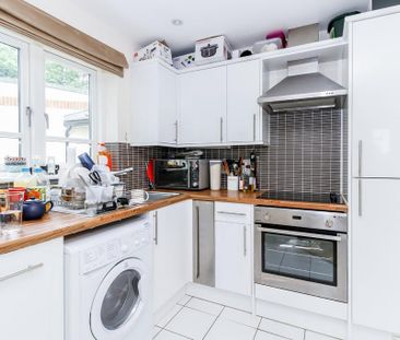 2 bedroom apartment to rent - Photo 5