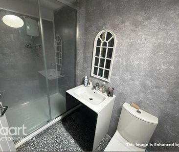 3 bedroom apartment to rent - Photo 6