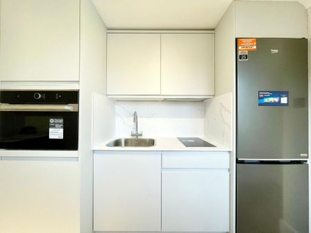 Studio to rent - Photo 4