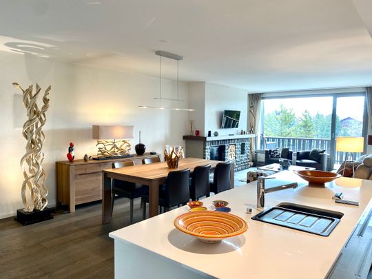 WEEKLY RENTAL 4.5 room luxury apartment close to the centre of Crans - Photo 1