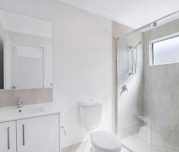 BRAND NEW - 3 Bedroom Home available now! - Photo 4