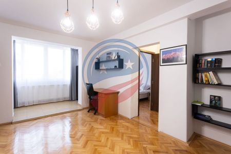 Apartament cu 2 camere ultracentral de inchiriat - Photo 2