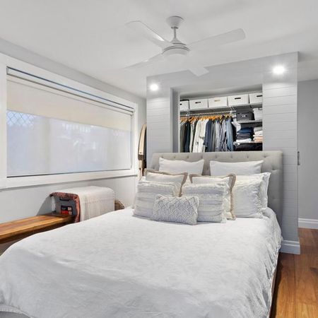 PICTURESQUE COASTLINE AT YOUR DOOR - RENT INCREASED TO $950/WEEK FROM 1 JULY 2026 - Photo 2