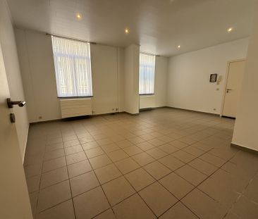 Gelijkvloers appartement met 2 slaapkamers en 2 terrassen - Photo 6