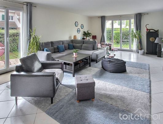 Location Maison 7 pièces 190m² CHEVREUSE 78460 - Photo 1