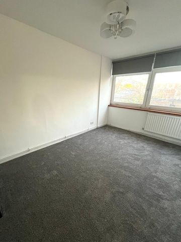 3 Bed Flat, Mcausland House, E3 - Photo 2