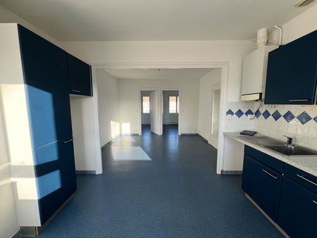 Location Appartement 4 pièces 63m² - Photo 5