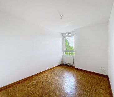 Location Appartement 3 pièces 76m² PETIT COURONNE 76650 - Photo 3