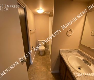 1 bed 1 bath APARTMENT located in Rosemont, Regina, SK. - Photo 3