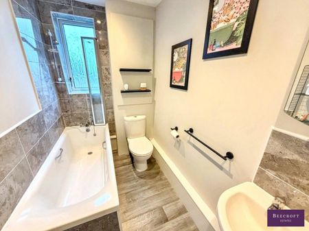 2 bed Terraced - To Let - Photo 5