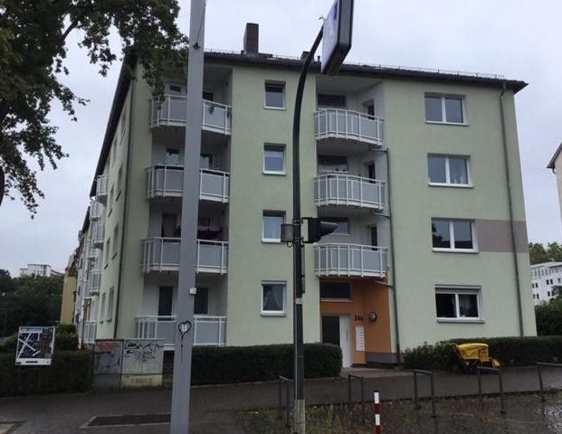 Nette Nachbarn gesucht: 3-Zimmer-Wohnung mit Balkon in guter Stadtlage - Photo 1